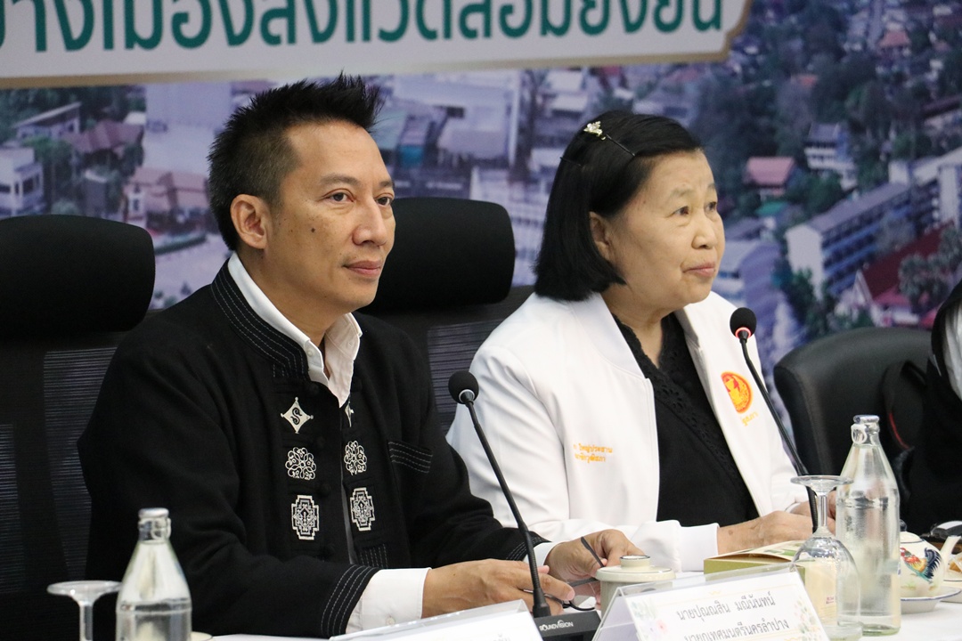สว.พบประชาชน กลุ่มภาคเหนือ (ตอนบน) ลงพื้นที่จังหวัดลำปาง ติดตามการแก้ไขปัญหาปล่อยน้ำเสียลงสู่แม่น้ำวัง